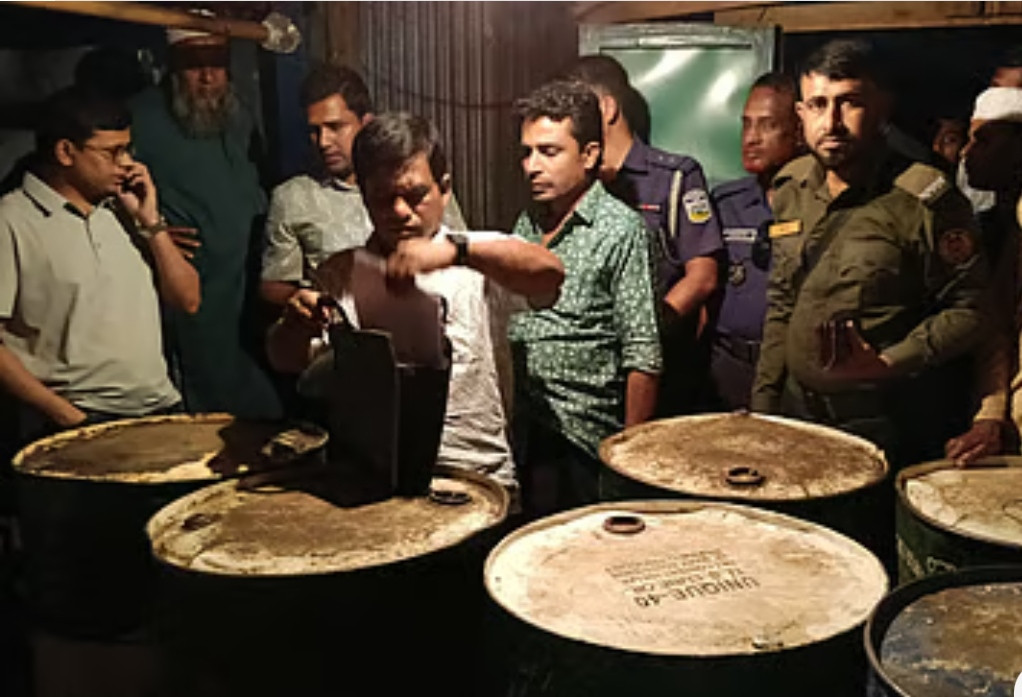 দেশজুড়ে অভিযানে ২ লাখ ৮ হাজার ৬৫০ লিটার তেল উদ্ধার