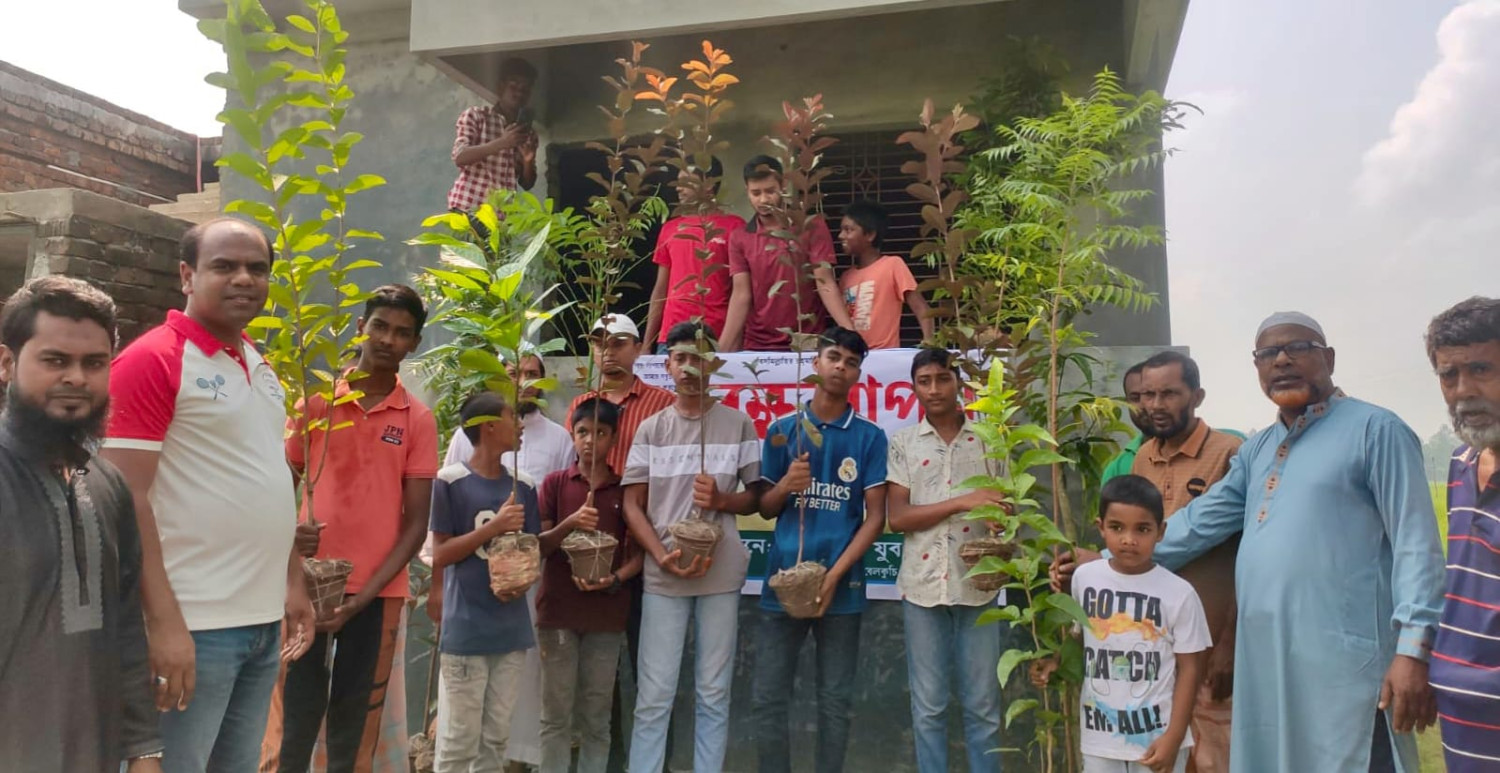 বেলকুচিতে প্রামানিক যুব সংগঠনের উদ্যোগে বৃক্ষরোপণ কর্মসূচি অনুষ্ঠিত