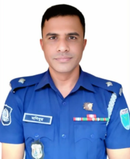 মধ্যনগরে মাদক ও চোরাকারবারিদের আতঙ্ক নতুন ওসি মনিবুর রহমান