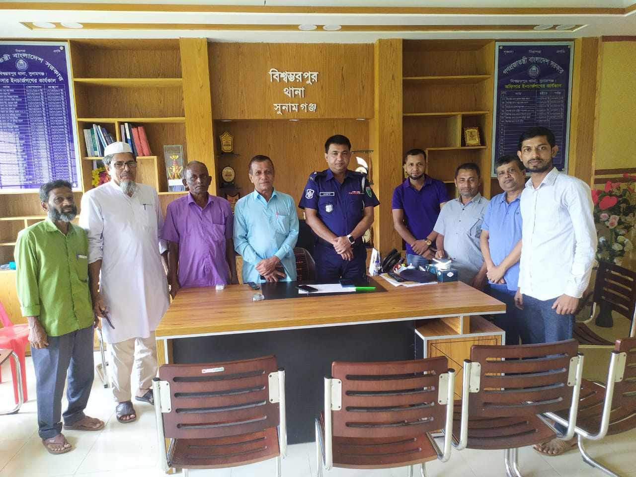 বিশ্বম্ভরপুর থানার নবাগত ওসির সাথে সাংবাদিকদের মতবিনিময় সভা