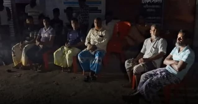 চাঁপাইনবাবগঞ্জে তিন ঘন্টার ব্যবধানে মা ছেলের মৃত্যু, এলাকায় শোকের ছায়া