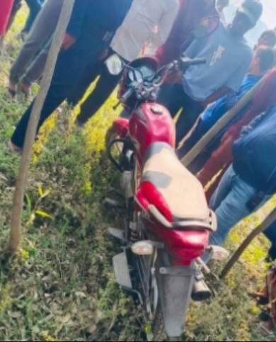 খুন হওয়া মঞ্জুরুল ইসলামের ব্যবহৃত মোটরসাইকেল উদ্ধার