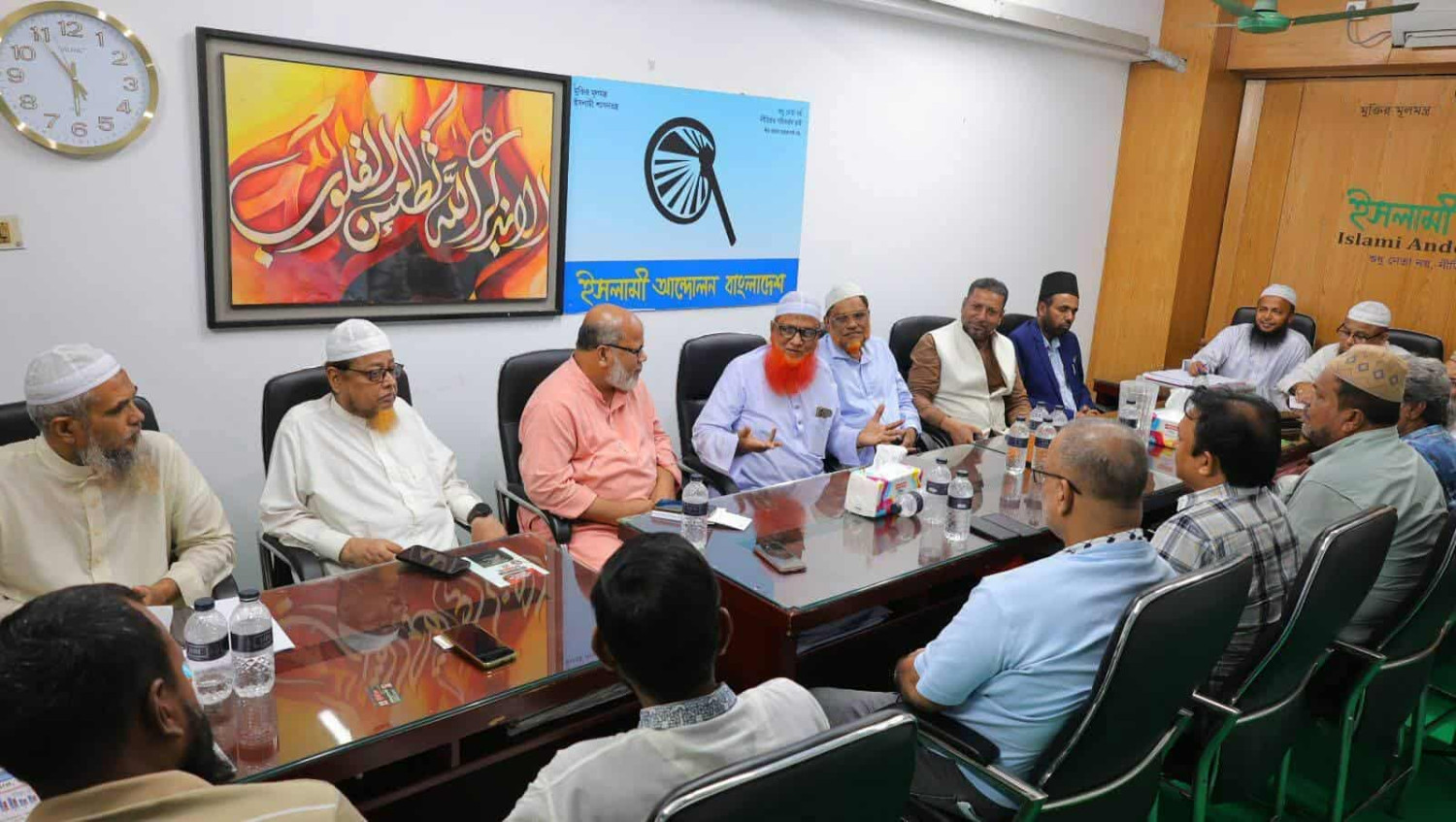 ইসলামী আন্দোলন বাংলাদেশের সাথে বারো দলের মতবিনিময় সভা অনুষ্ঠিত