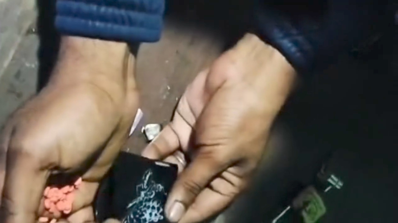 সুনামগঞ্জে মাদকবিরোধী অভিযানে ইয়াবাসহ মাদক ব্যবসায়ী আটক