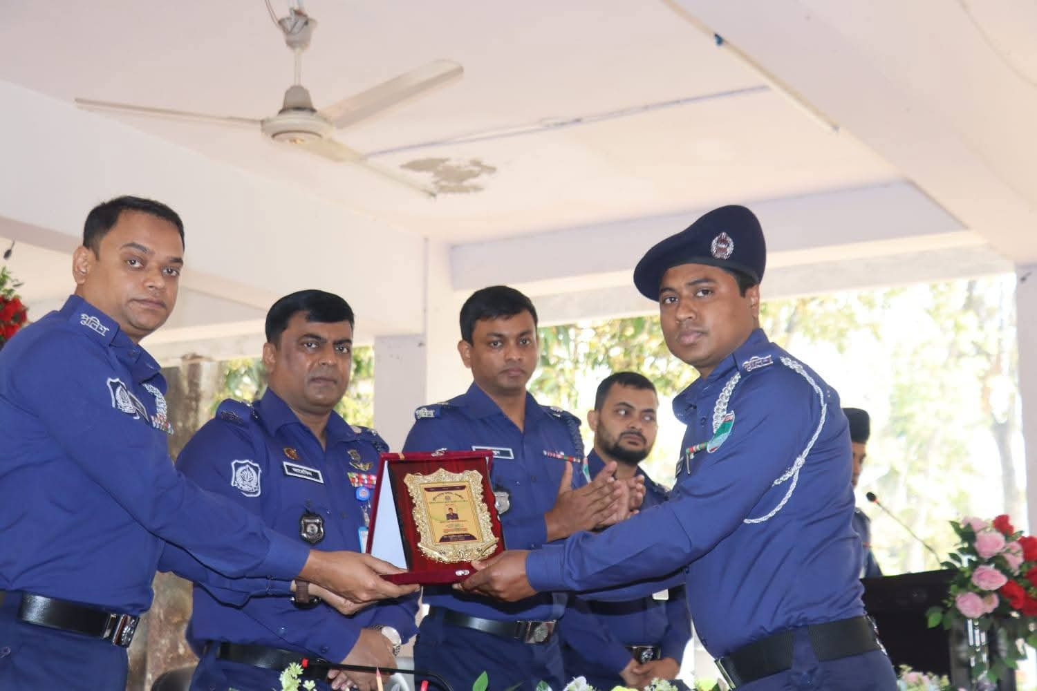 কর্মদক্ষতা মূল্যায়নে বিশেষ সম্মাননা পেলেন কালিগঞ্জ থানার কনস্টেবল আসাদুজ্জামান