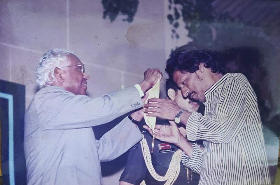 প্রয়াত চিত্র পরিচালক রাজা মিত্র