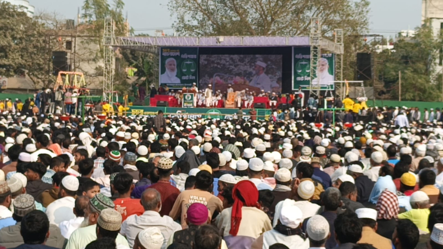 জামায়াতে ইসলামীর সিরাজগঞ্জে বিশাল নির্বাচনী জনসভায় তাঁত শিল্প এবং যমুনা নদীর তীরে স্থায়ী কাজের প্রতিশ্রুতি কেন্দ্রীয় আমীরে জামায়াত ডাঃ শফিকুর রহমান -