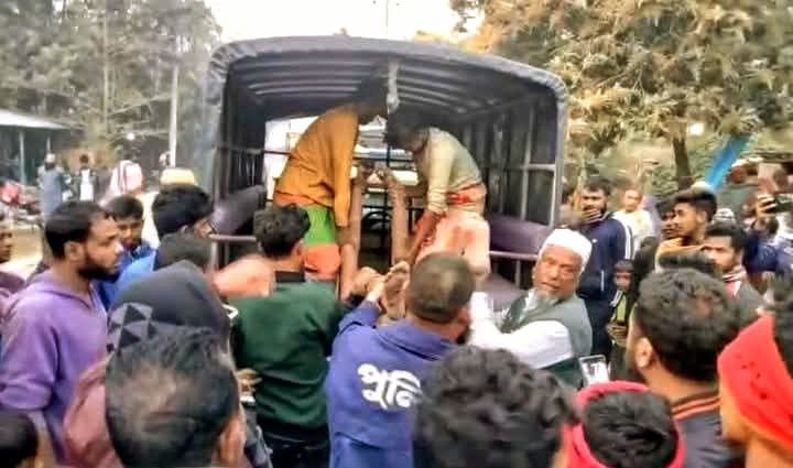 রাজশাহীর পুঠিয়া'য় ডাকাত সন্দেহে গনপিটুনিতে ১ জন নিহত, কর্ণহারে শিশুর মরদেহ-উদ্ধার