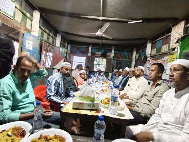 তাহিরপুরে বড়দল নয়াহাটি আলিয়া মাদ্রাসায় ইফতার ও দোয়া মাহফিল অনুষ্ঠিত