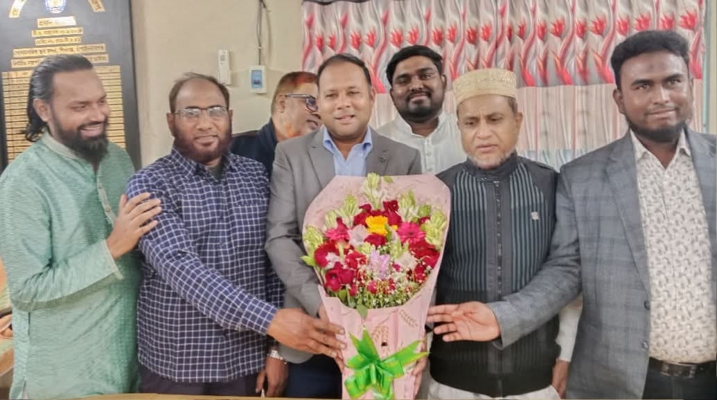 ভারপ্রাপ্ত সভাপতি নির্বাচিত হওয়ায় বাবুল হাসনাত দুরুলকে শুভেচ্ছা