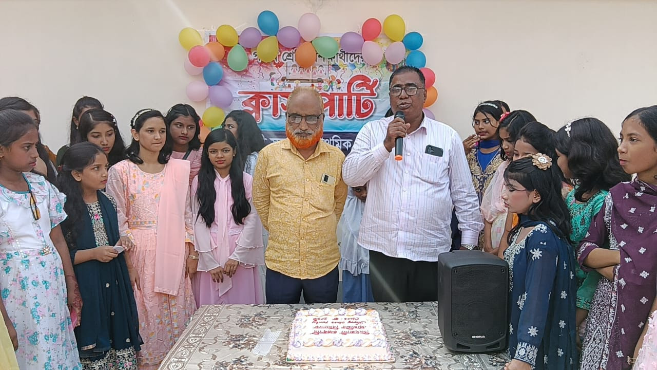 জামালপুরে সিংহজানী সরকারি প্রাথমিক বিদ্যালয়ের পঞ্চম শ্রেণী শিক্ষার্থীদের বিদায়ী অনুষ্ঠান অনুষ্ঠিত