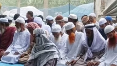 চাঁপাইনবাবগঞ্জের কয়েকটি গ্রামে সৌদির সঙ্গে মিল রেখে ঈদ উদযাপন