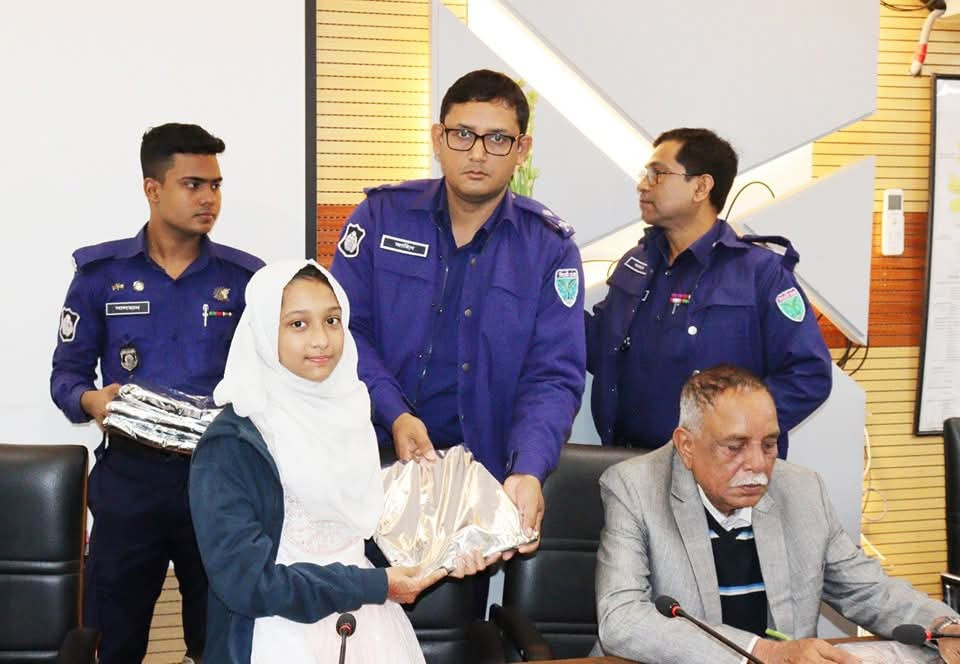 সুনামগঞ্জে পুলিশ বীর মুক্তিযোদ্ধা ও শহিদ পরিবারের সদস্যদের সংবর্ধনা।